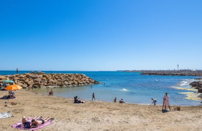 Resale - Apartamento - Torrevieja - Playa del Cura