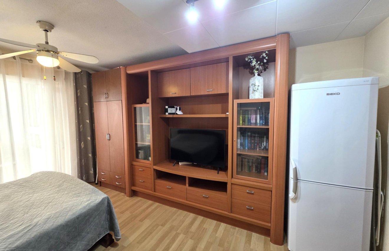 Resale - Study - Torrevieja - Playa del Cura