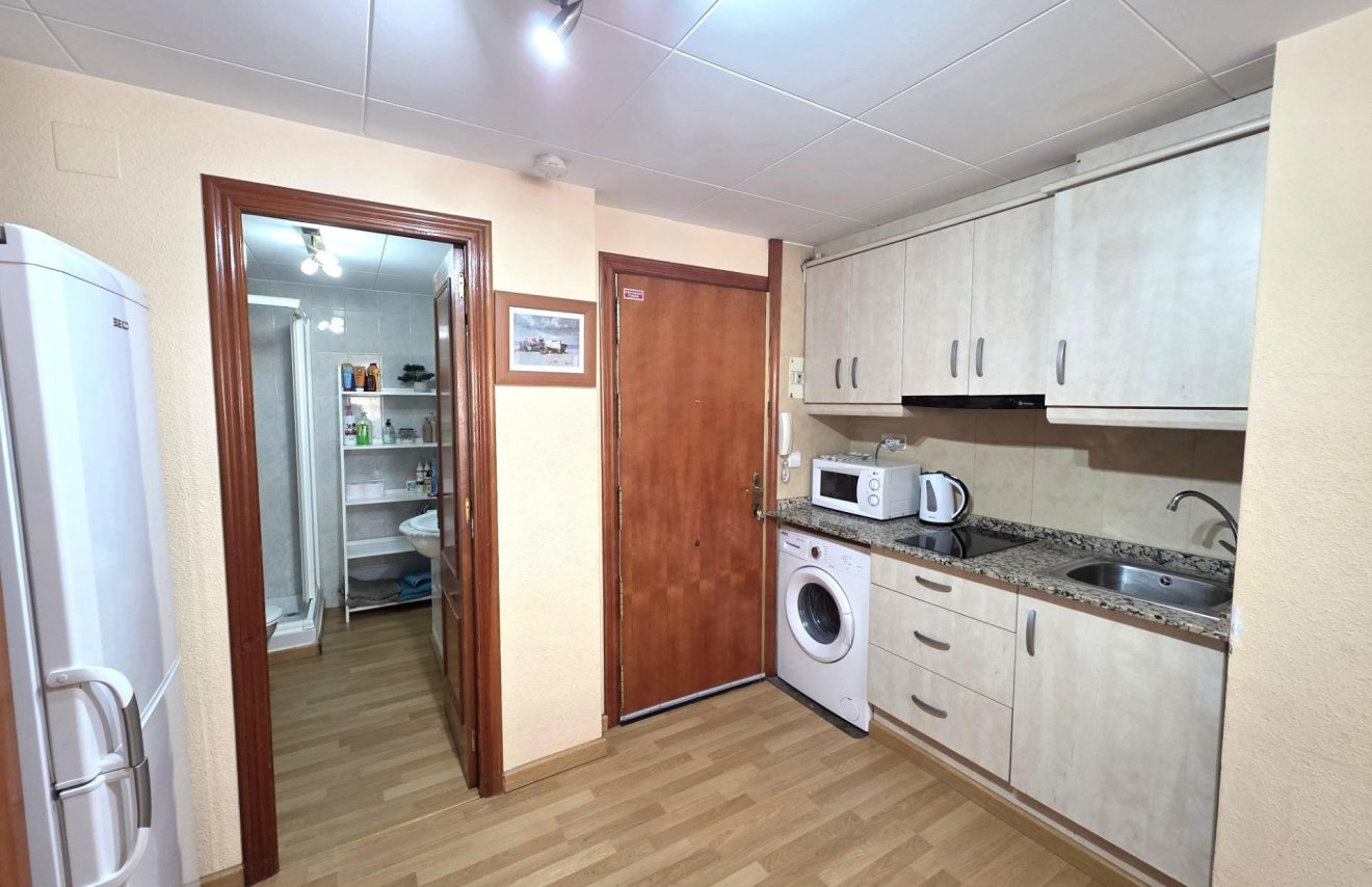 Resale - Study - Torrevieja - Playa del Cura