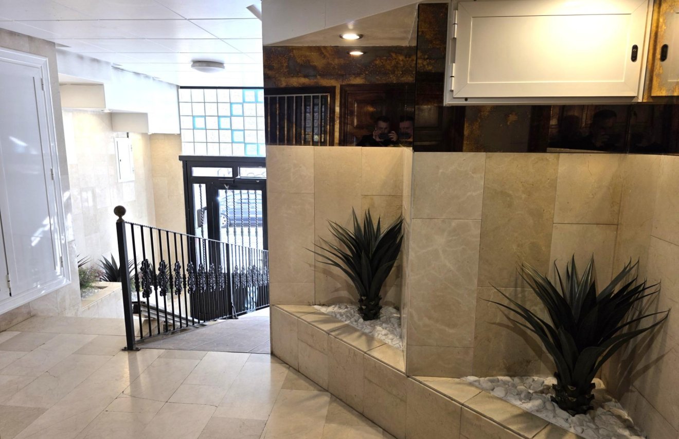 Resale - Study - Torrevieja - Playa del Cura