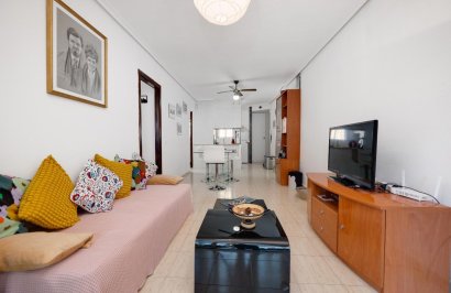 Resale - Apartamento - Torrevieja - La Siesta - El Salado - Torreta