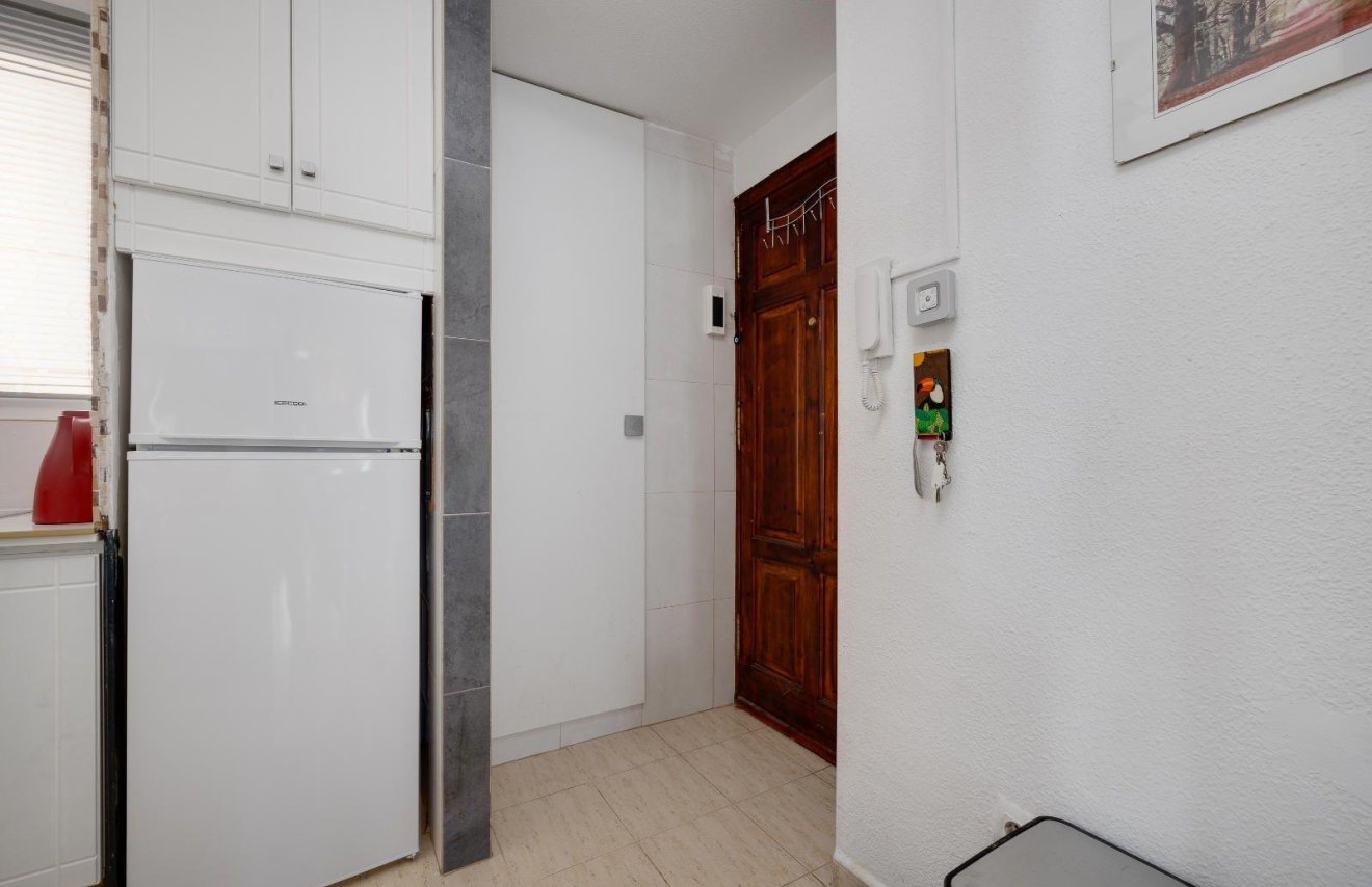 Resale - Apartamento - Torrevieja - La Siesta - El Salado - Torreta