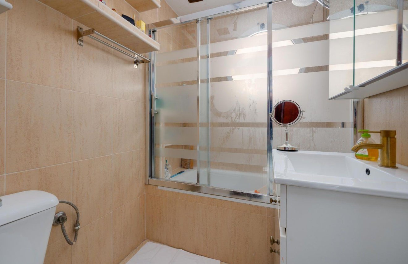 Resale - Apartamento - Torrevieja - La Siesta - El Salado - Torreta