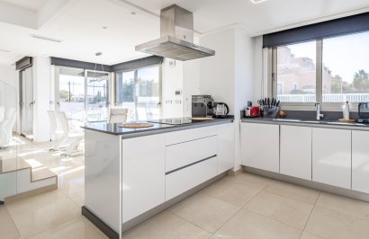 Resale - Villa - Orihuela Costa - PAU 8