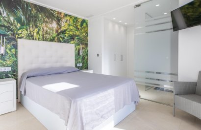 Resale - Villa - Orihuela Costa - PAU 8