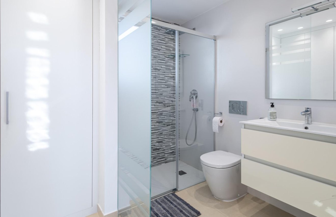 Resale - Villa - Orihuela Costa - PAU 8