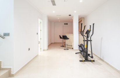 Resale - Villa - Orihuela Costa - PAU 8