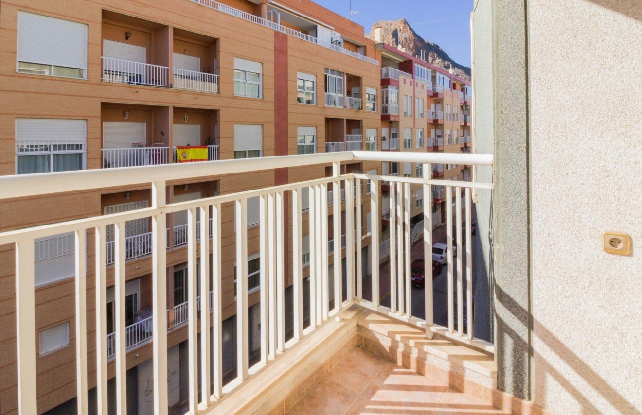 Resale - Piso - Callosa de Segura - Comunidad valenciana