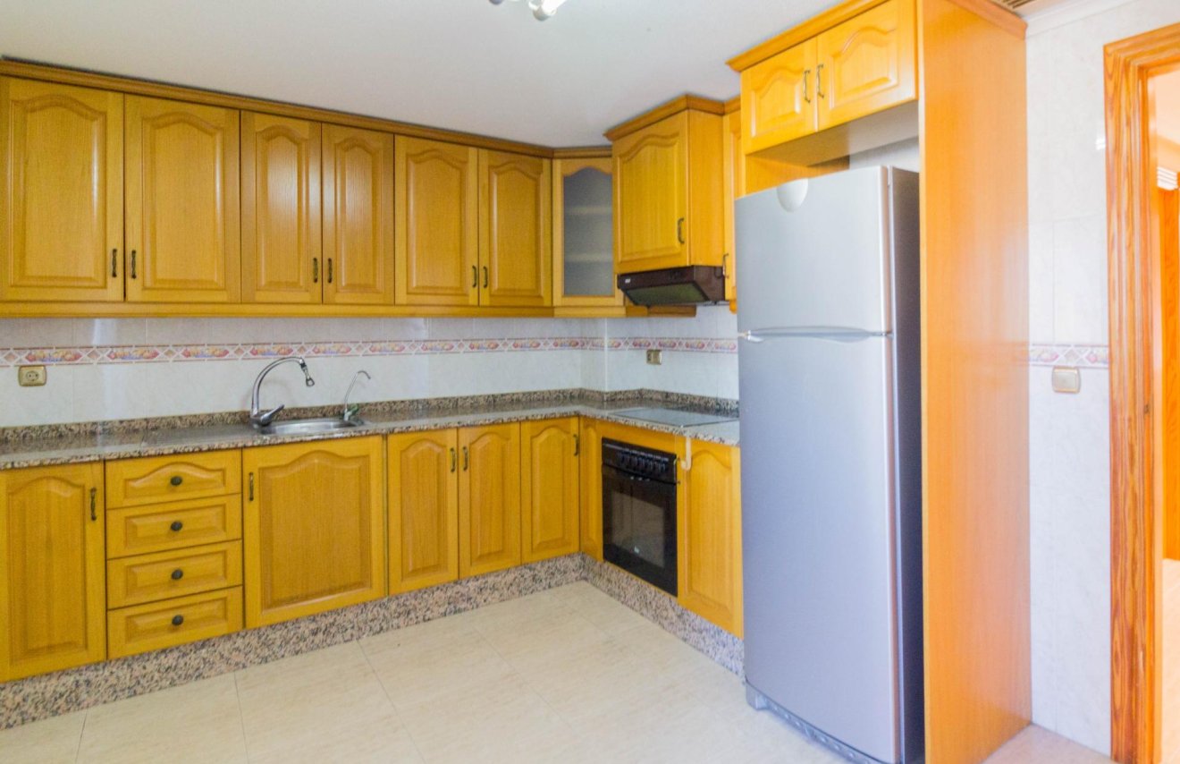 Resale - Piso - Callosa de Segura - Comunidad valenciana