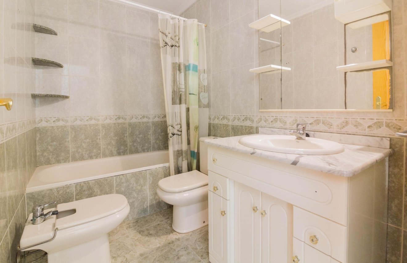 Resale - Piso - Callosa de Segura - Comunidad valenciana