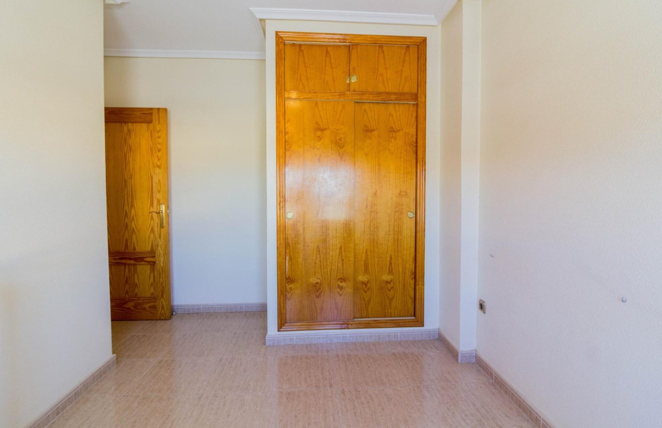 Resale - Piso - Callosa de Segura - Comunidad valenciana