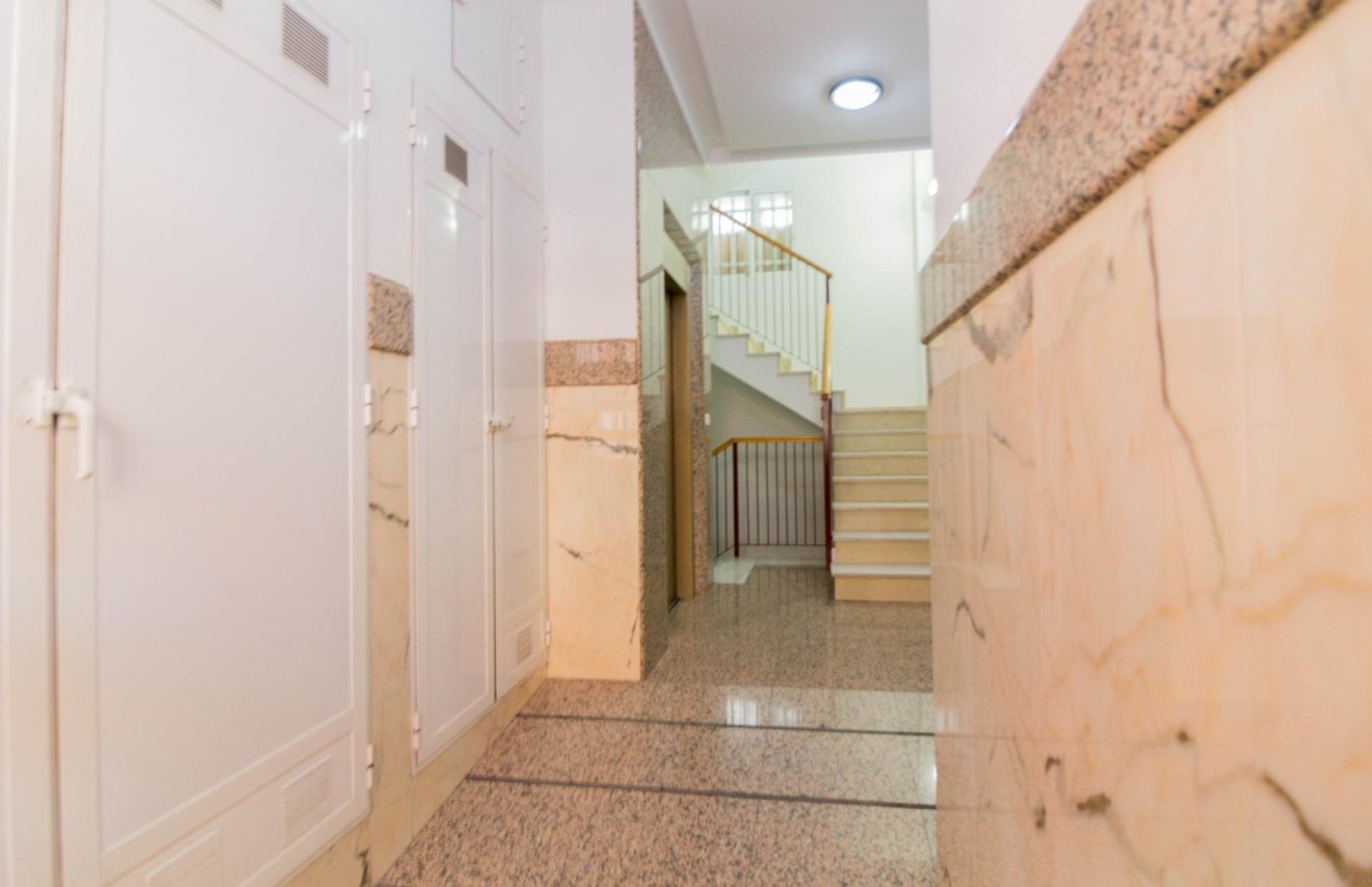 Resale - Piso - Callosa de Segura - Comunidad valenciana