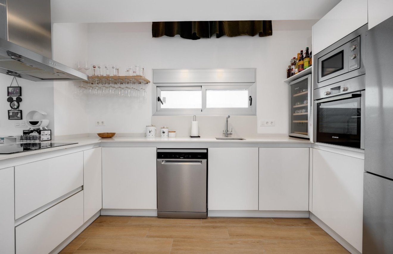 Resale - Chalet - Torrevieja - Los Frutales