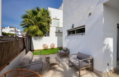 Resale - Chalet - Torrevieja - Los Frutales