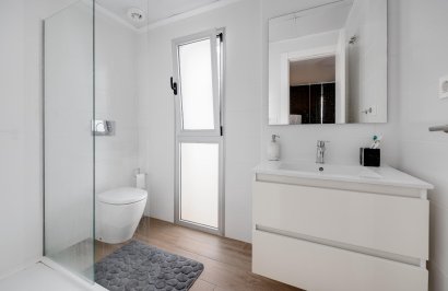 Resale - Chalet - Torrevieja - Los Frutales