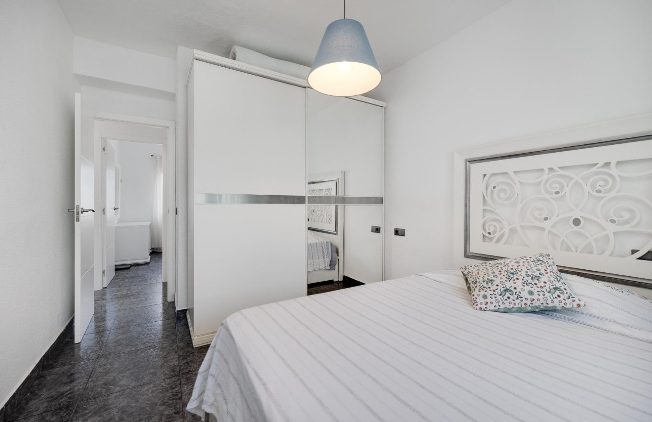 Resale - Apartamento - Torrevieja - Centro