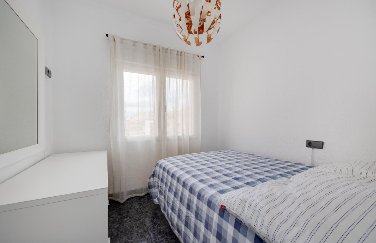 Resale - Apartamento - Torrevieja - Centro