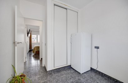 Resale - Apartamento - Torrevieja - Centro