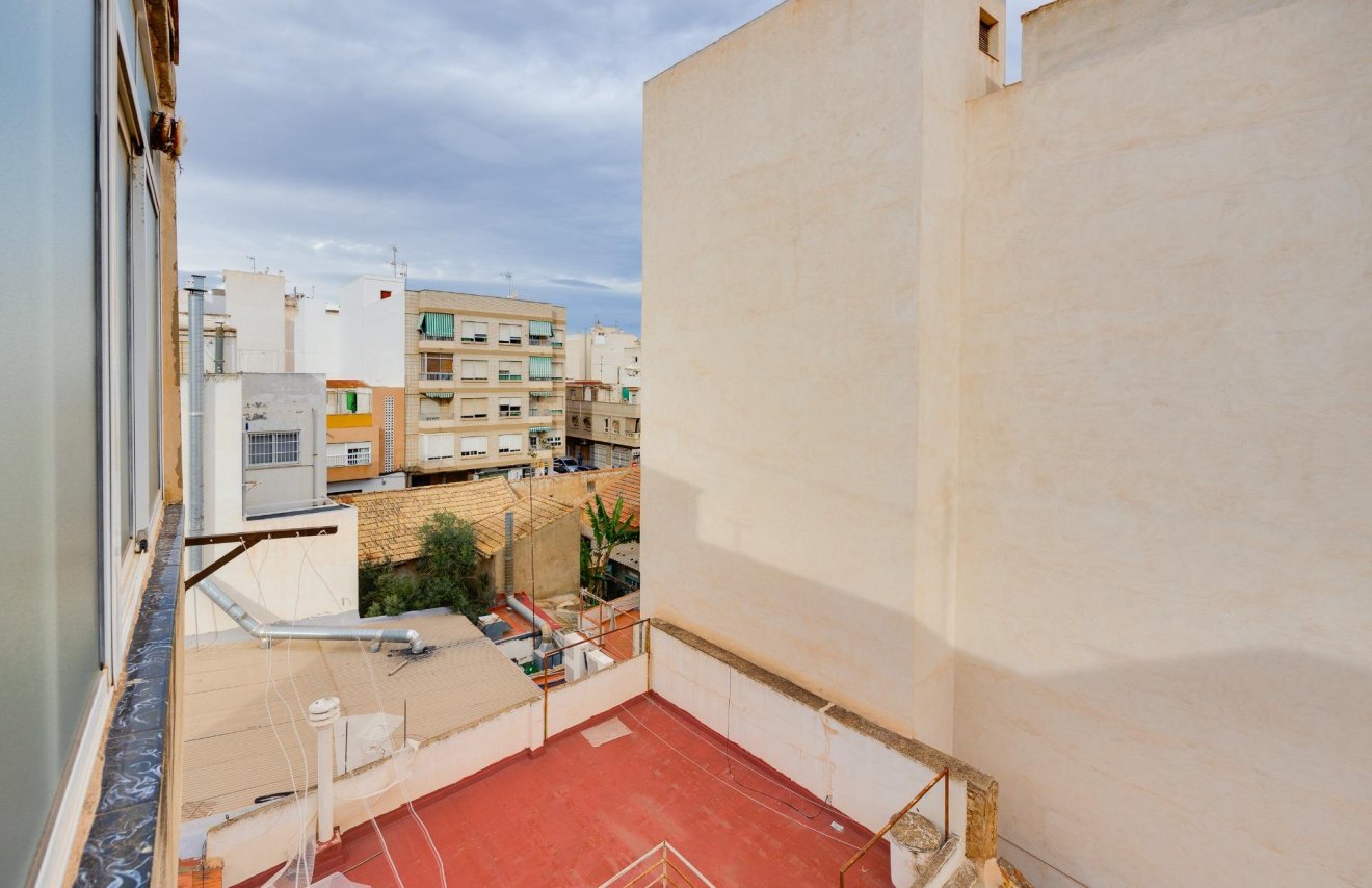 Resale - Apartamento - Torrevieja - Centro
