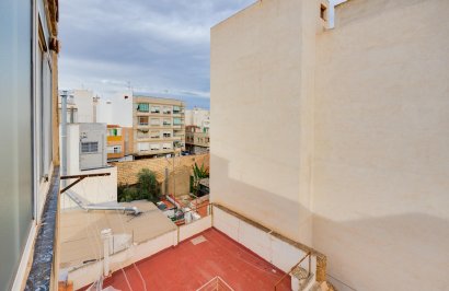 Resale - Apartamento - Torrevieja - Centro