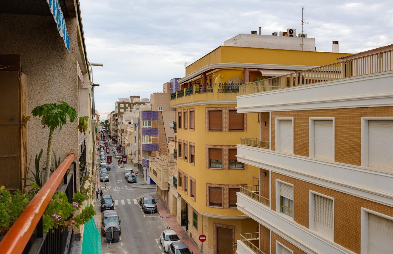 Resale - Apartamento - Torrevieja - Centro