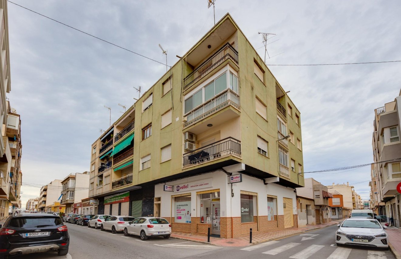 Resale - Apartamento - Torrevieja - Centro