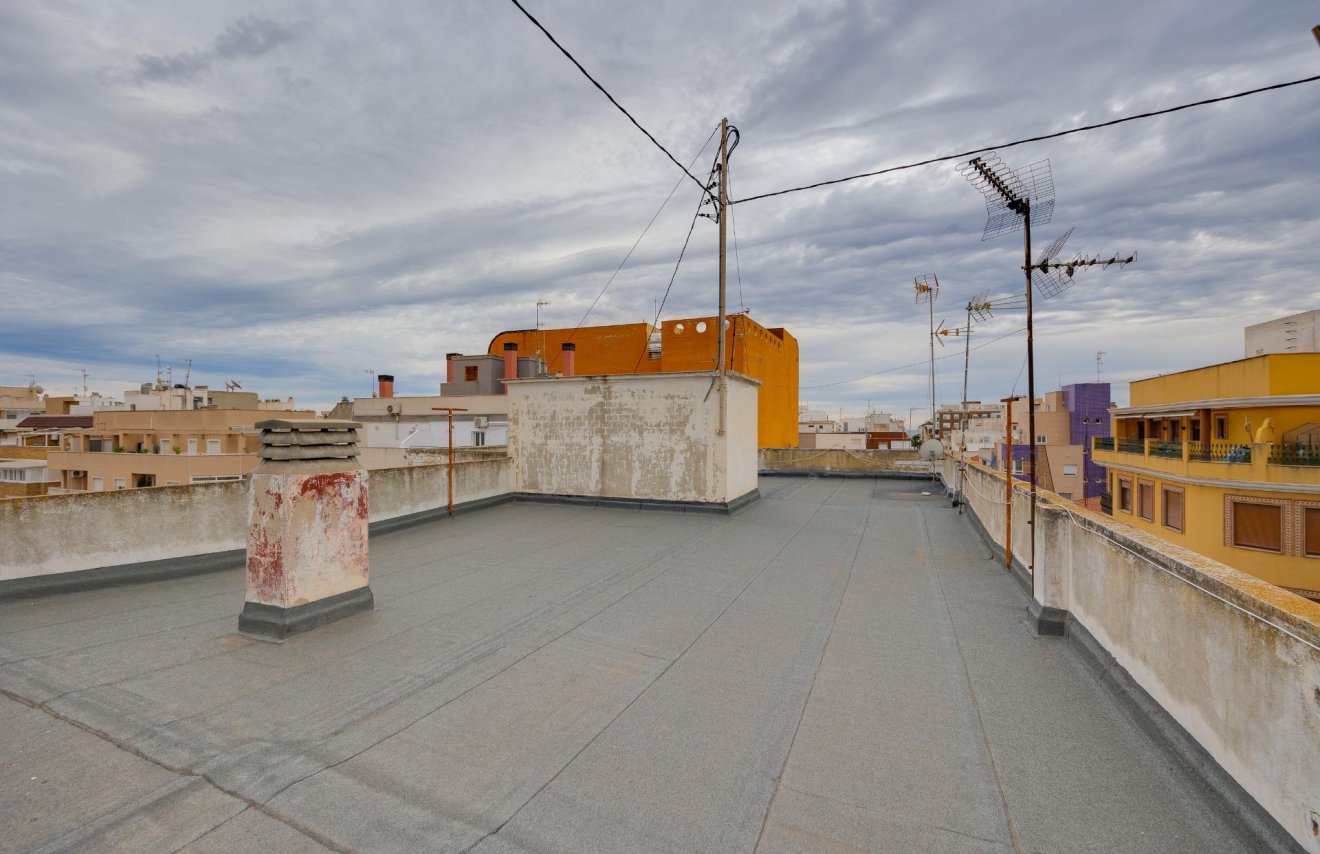 Resale - Apartamento - Torrevieja - Centro