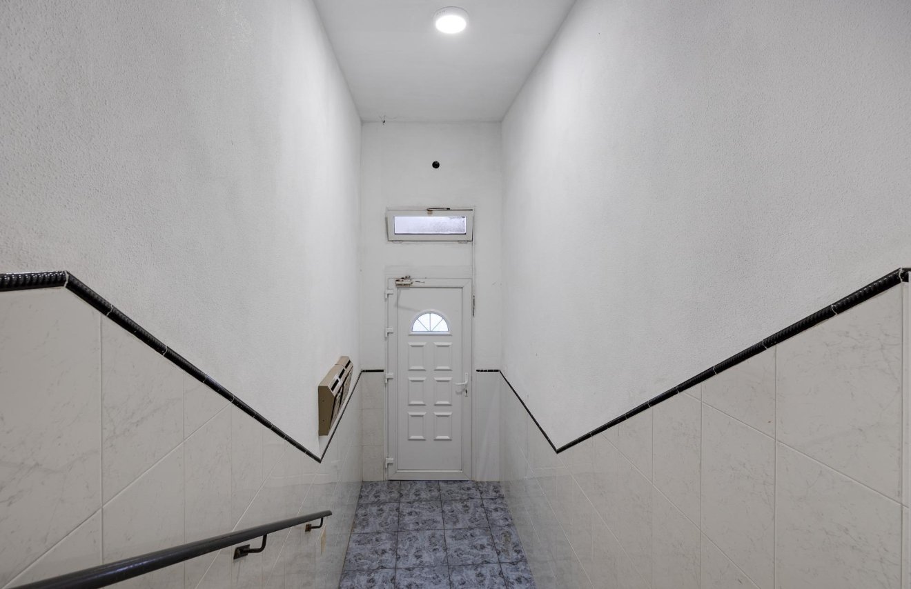 Resale - Apartamento - Torrevieja - Centro