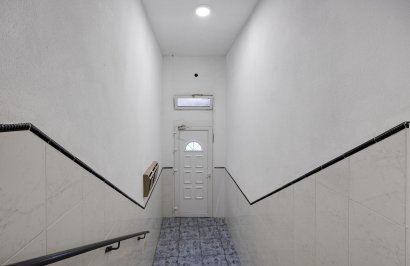 Resale - Apartamento - Torrevieja - Centro