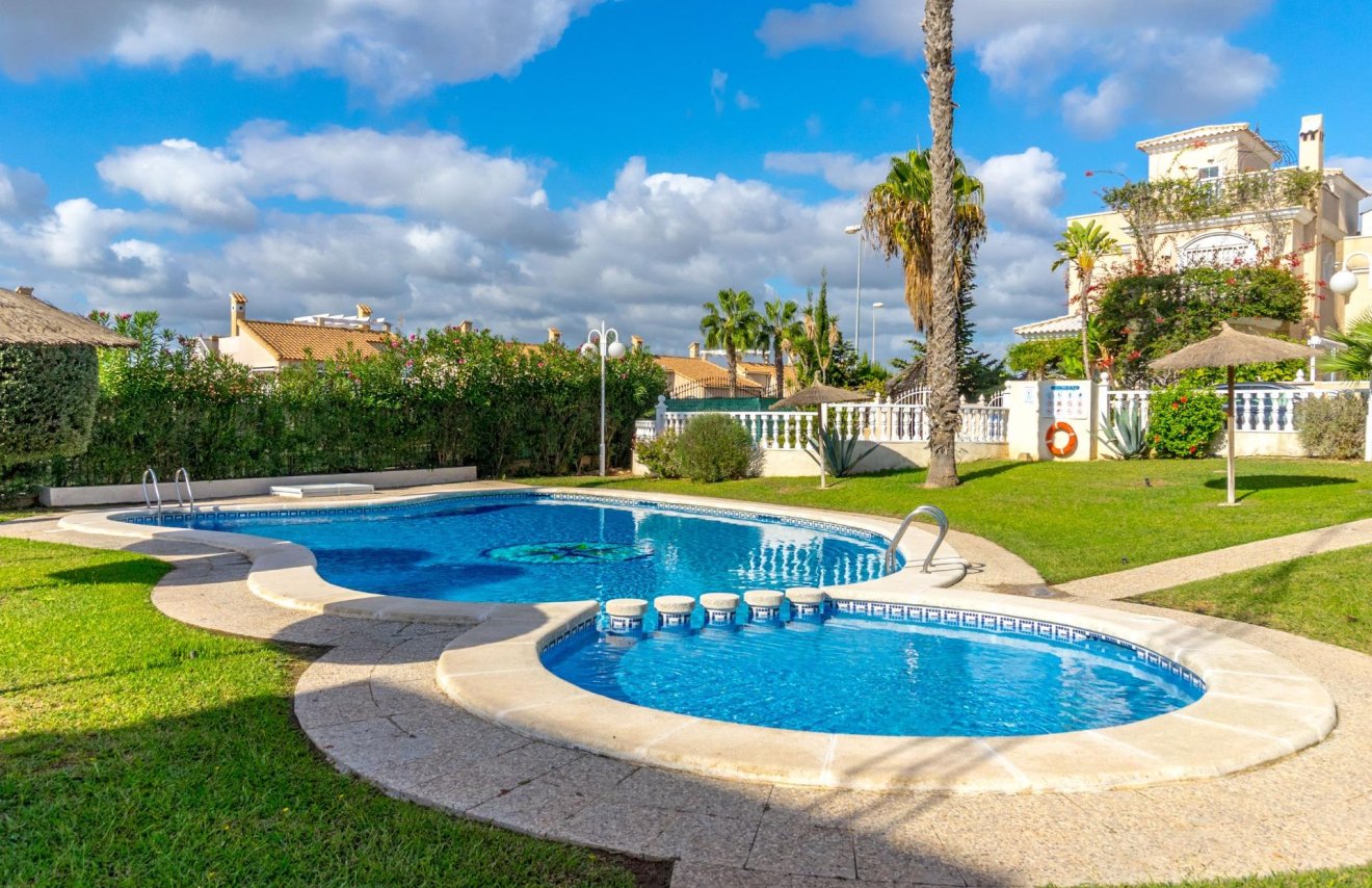 Resale - Casa Tipo Dúplex - Orihuela Costa - Los Altos