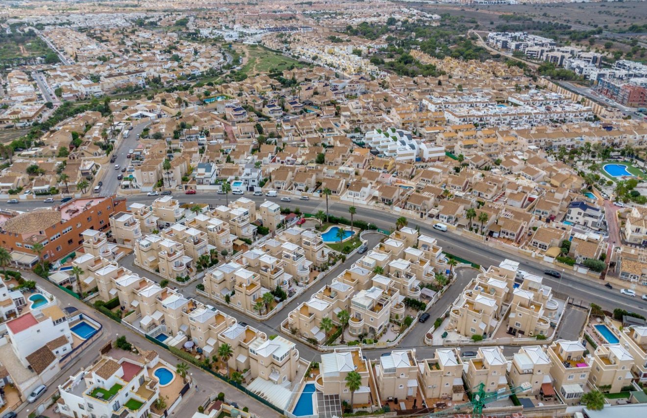 Resale - Casa Tipo Dúplex - Orihuela Costa - Los Altos