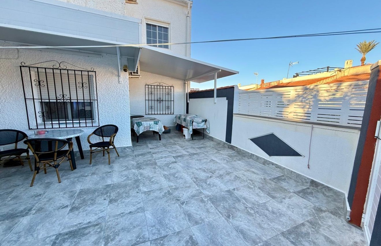 Resale - Bungalow Planta Baja - Torrevieja - La Siesta - El Salado - Torreta