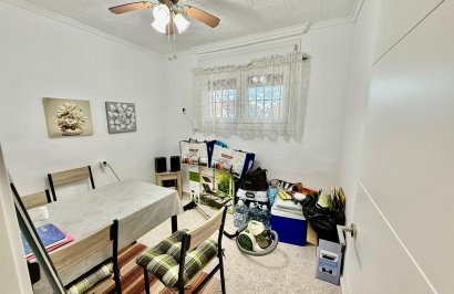 Resale - Bungalow Planta Baja - Torrevieja - La Siesta - El Salado - Torreta