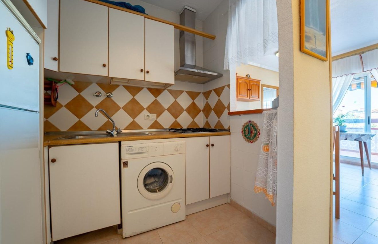 Resale - Apartamento - Torrevieja - El Acequión - Los Náufragos