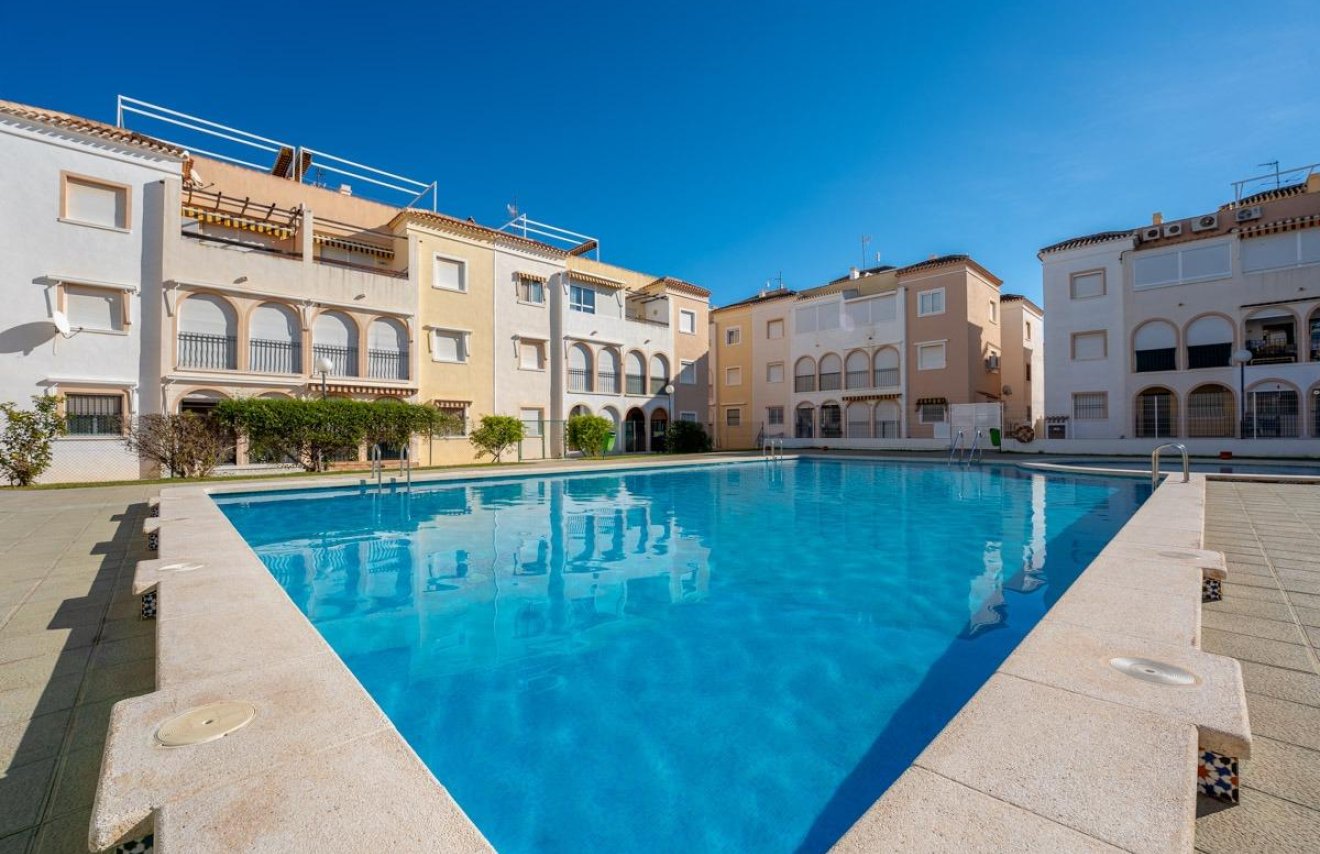 Resale - Apartamento - Torrevieja - El Acequión - Los Náufragos