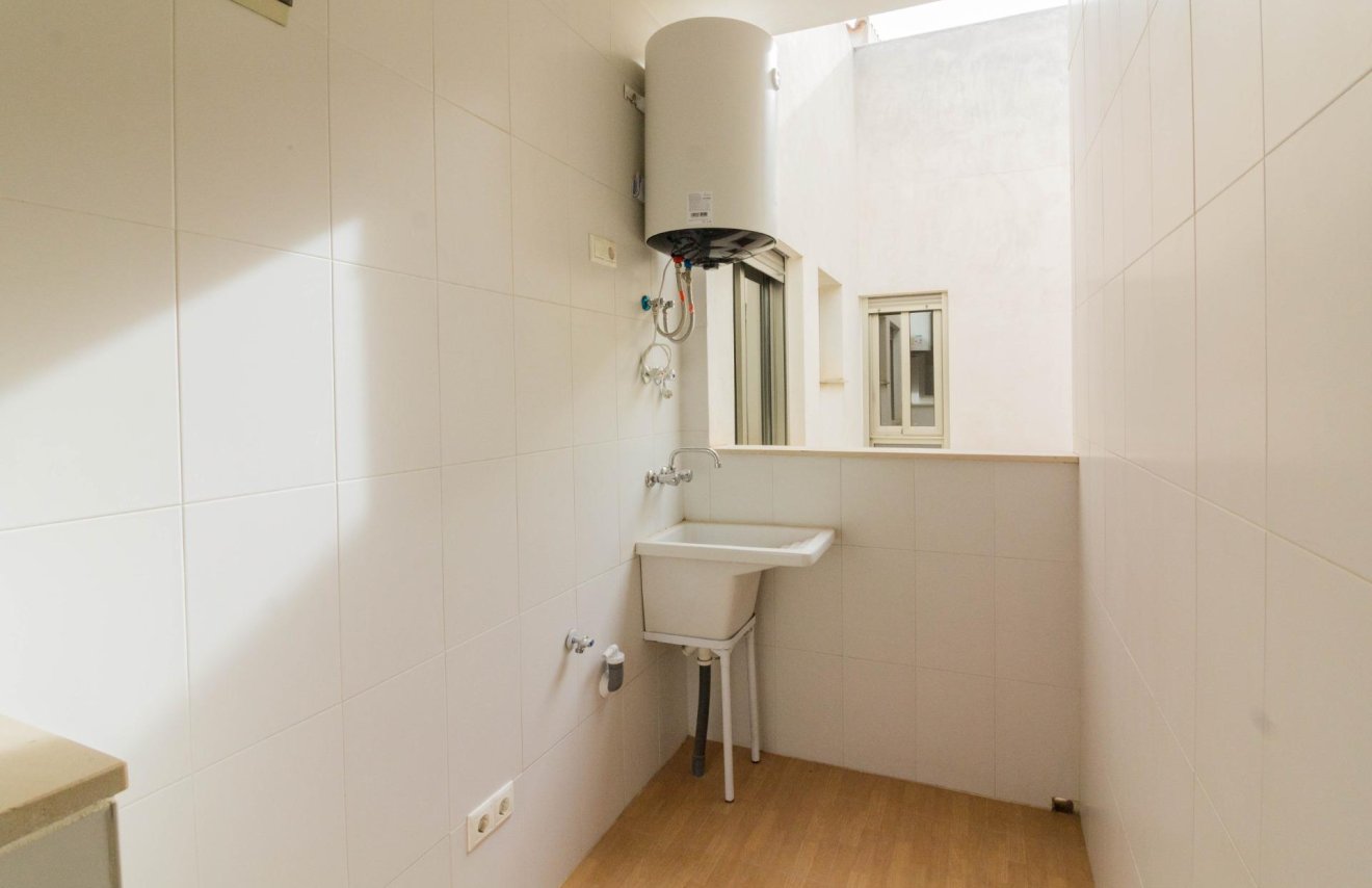 Resale - Piso - San Isidro - Comunidad valenciana