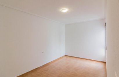 Resale - Piso - San Isidro - Comunidad valenciana