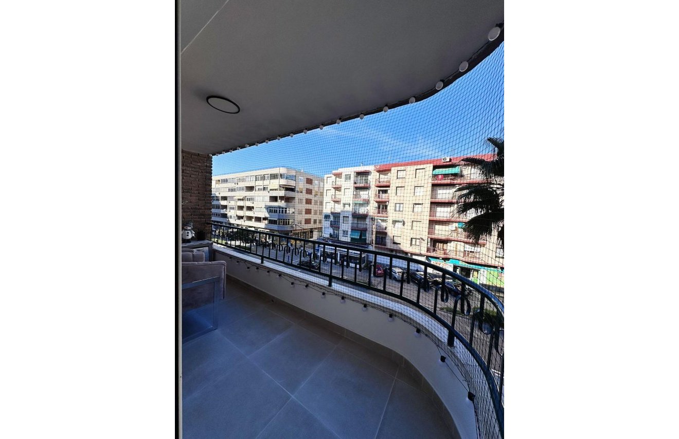 Reventa - Apartamento - Torrevieja - Acequion