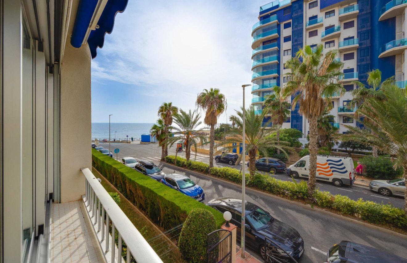 Resale - Apartamento - Torrevieja - Punta prima