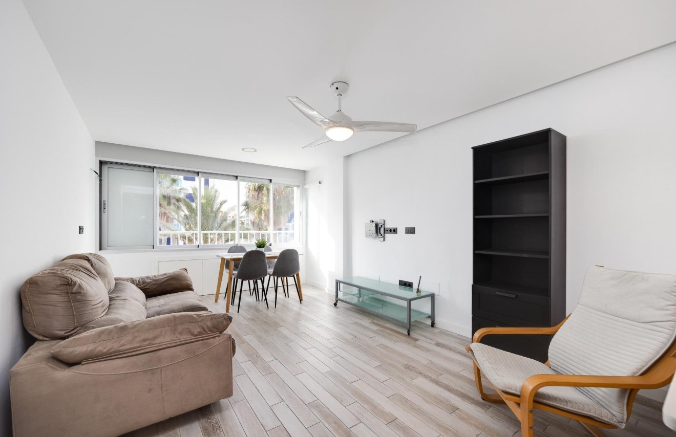 Resale - Apartamento - Torrevieja - Punta prima