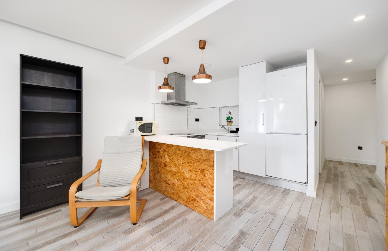 Resale - Apartamento - Torrevieja - Punta prima