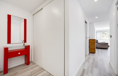 Resale - Apartamento - Torrevieja - Punta prima