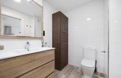Resale - Apartamento - Torrevieja - Punta prima
