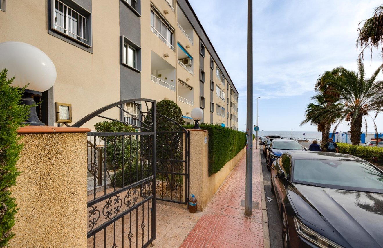 Resale - Apartamento - Torrevieja - Punta prima