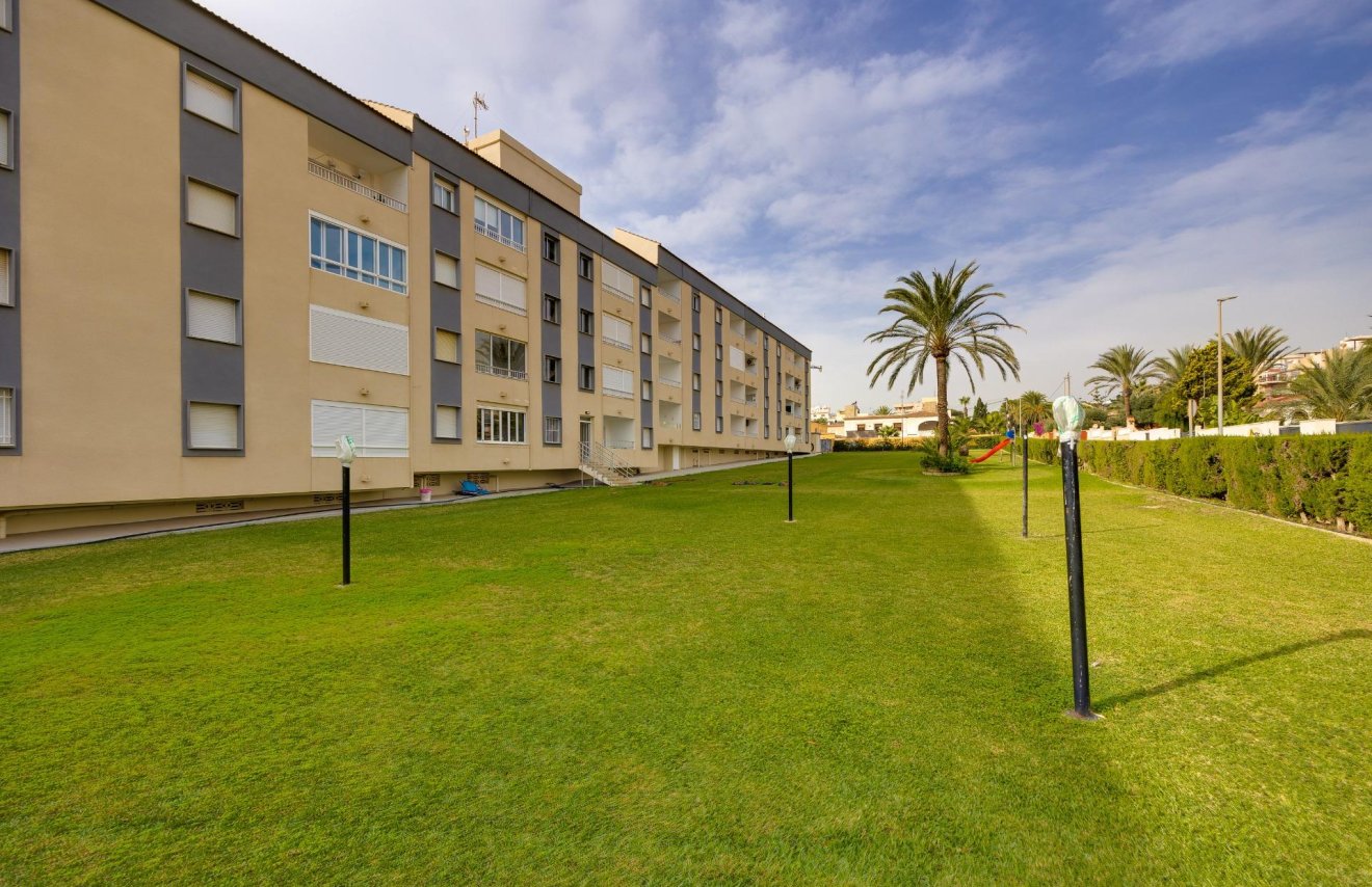 Resale - Apartamento - Torrevieja - Punta prima