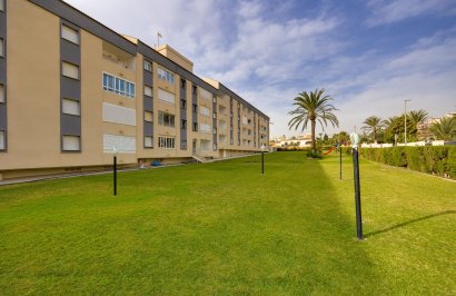 Resale - Apartamento - Torrevieja - Punta prima
