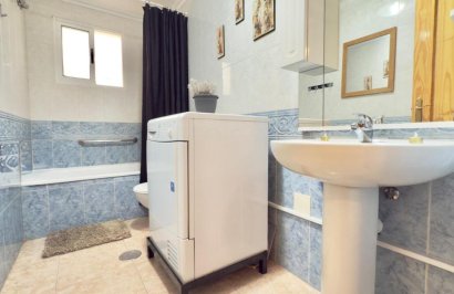 Resale - Apartamento - Torrevieja - Centro