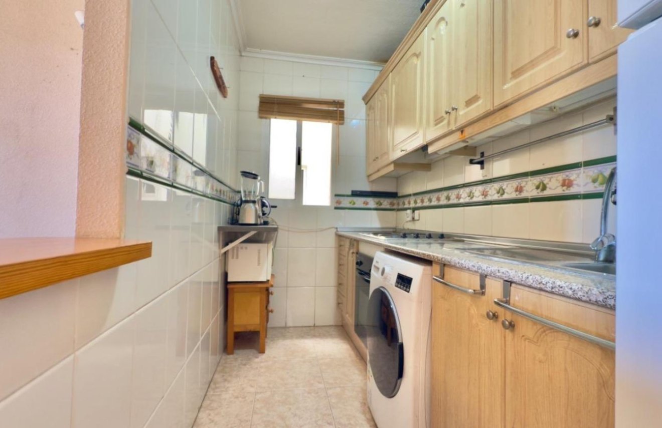 Resale - Apartamento - Torrevieja - Centro