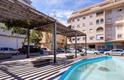 Resale - Apartamento - Torrevieja - Centro