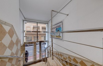 Resale - Apartamento - Torrevieja - Centro